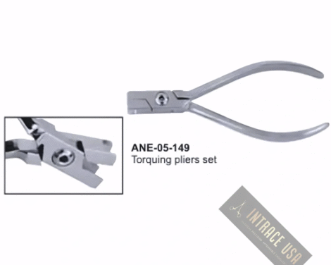 Torquing pliers set