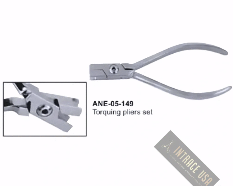 Torquing pliers set