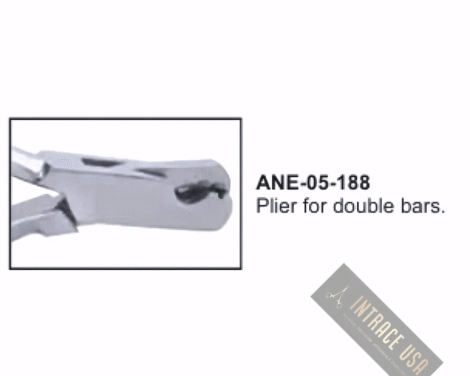 Plier for double bars.