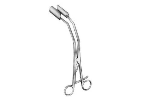 New Port vaginal retractor